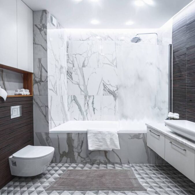 Comment personnaliser un meuble de salle de bain sur mesure avec des accessoires modernes ? Riedisheim